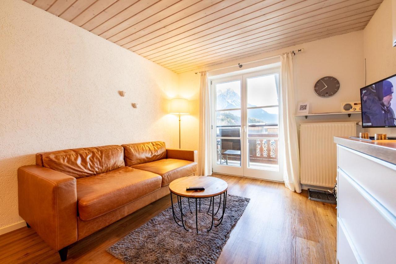 Ferienwohnung Kloana Waxlstoa Garmisch-Partenkirchen Exterior foto