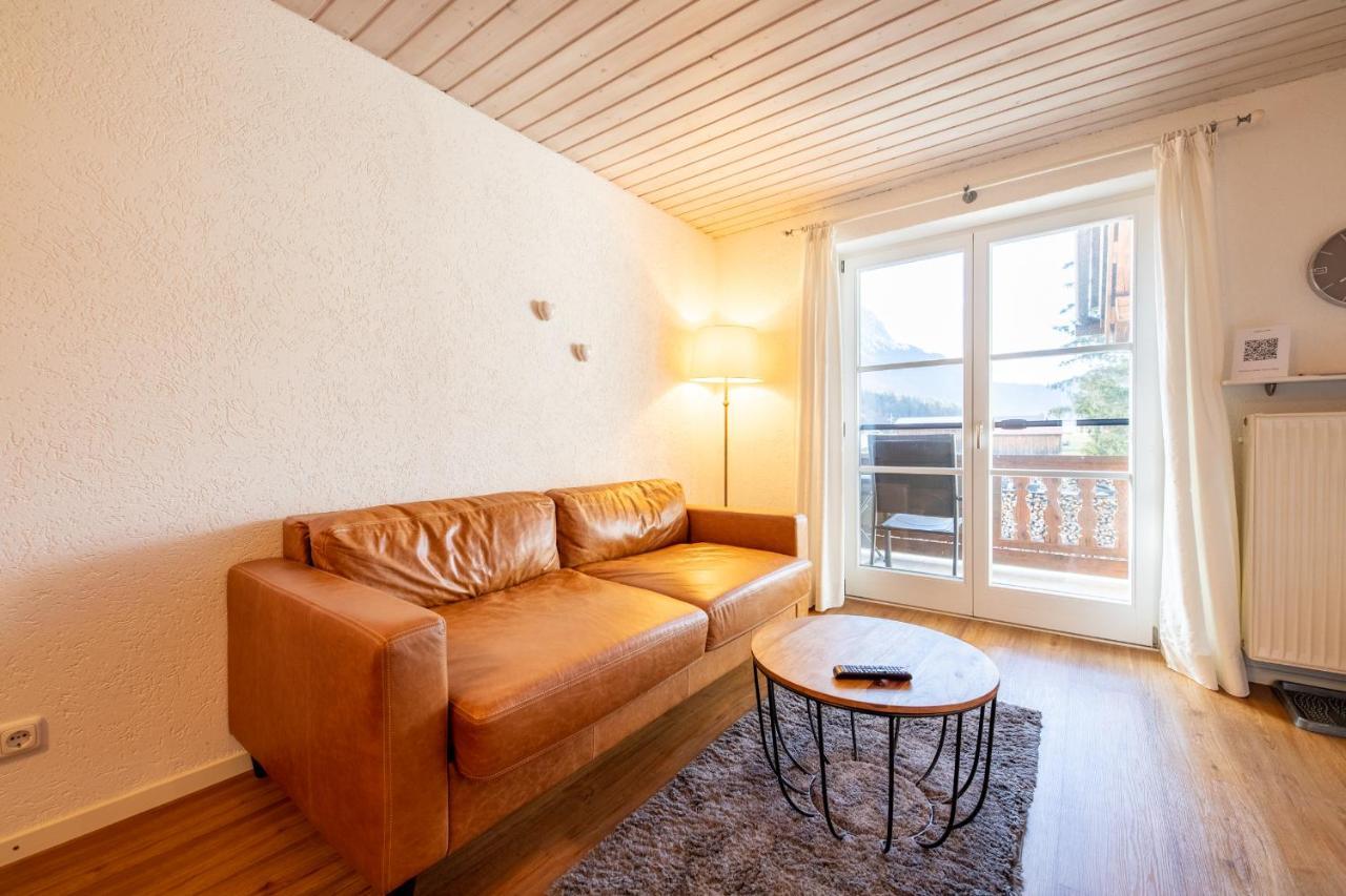 Ferienwohnung Kloana Waxlstoa Garmisch-Partenkirchen Exterior foto